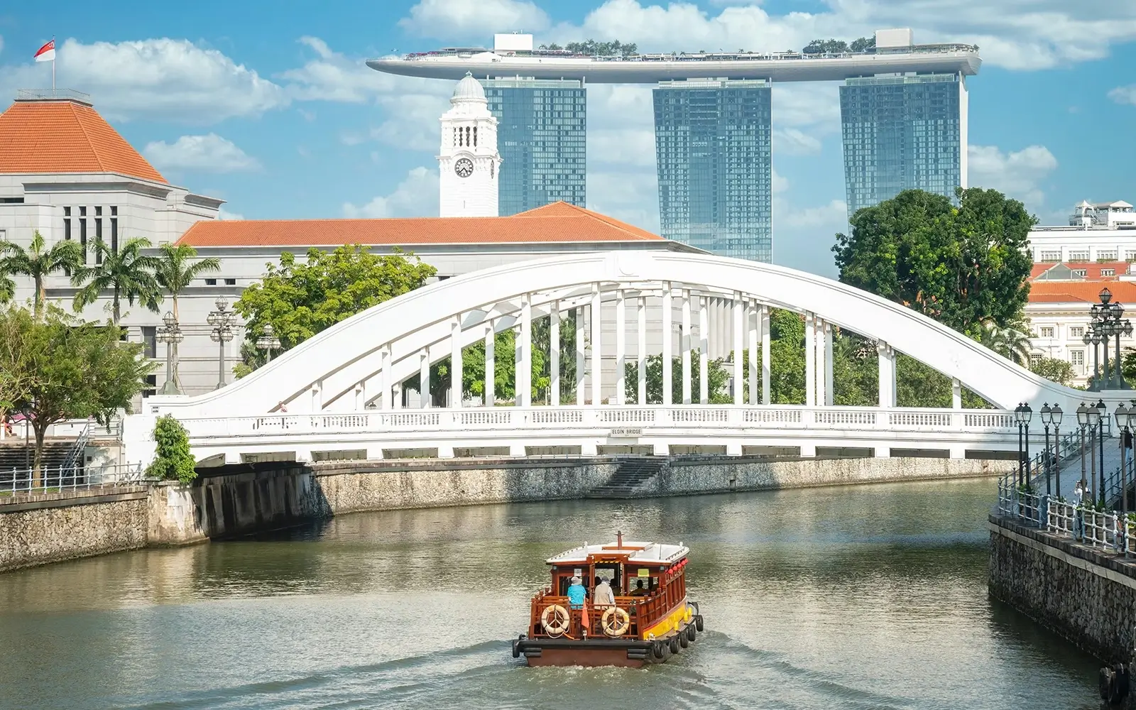 Singapore River Cruise Tickets | Bumboat Tour | Clarke Qu…